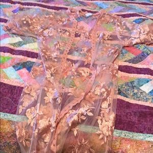 Small pink lace embroidered Lularoe Chloe